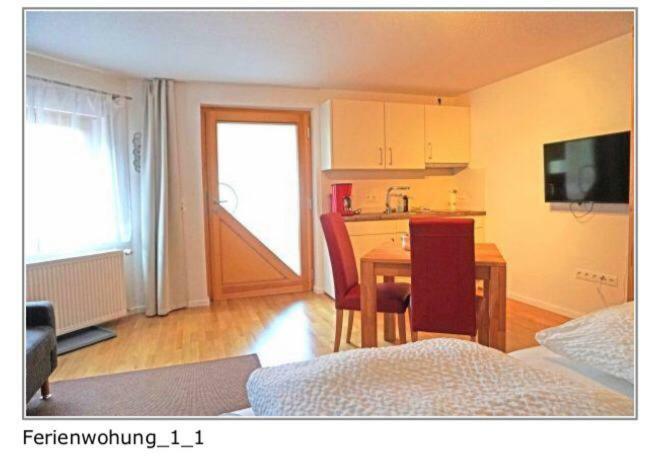 Ferienwohnung Wanderlust Klingenmuenster Luaran gambar